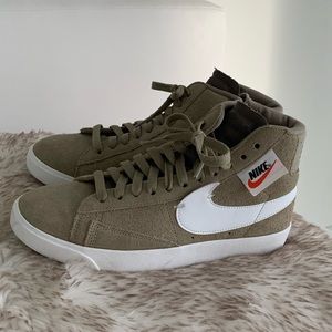 Nike Wmns Blazer Mid Rebel XX ‘Neutral Olive’